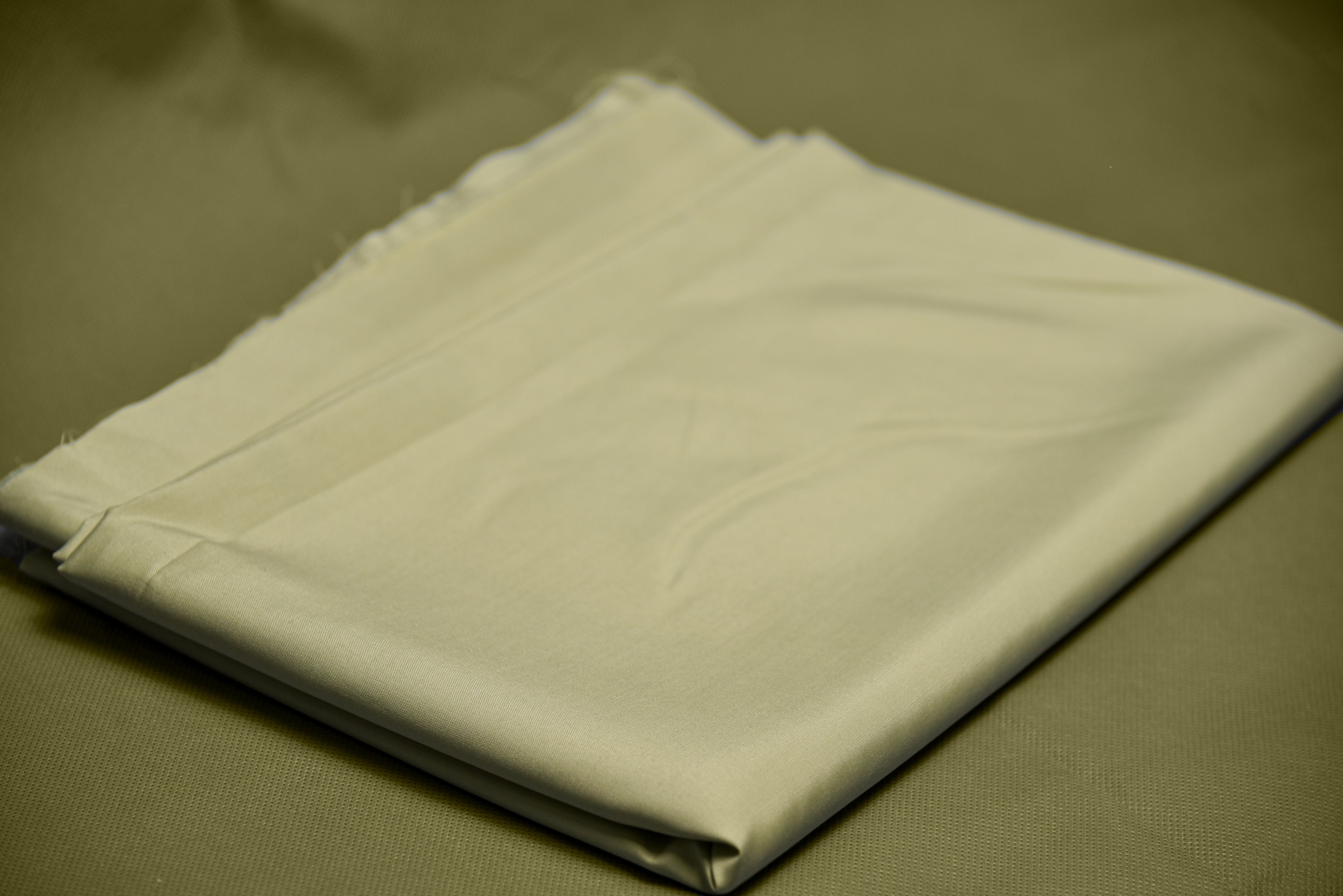 OLIVE Boski Unstitched Suit for Men